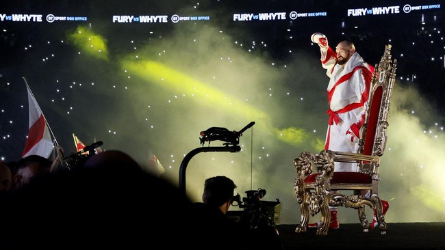 Tyson Fury sudah menyatakan pensiun namun duel lawan Oleksandr Usyk masih berpeluang digelar. Berikut alasan di balik hal tersebut.