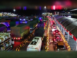 Pelabuhan Padat, Kemacetan di Tol Merak Sempat Capai 5 Km