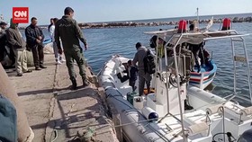 VIDEO: 12 Imigran Afrika Tewas Tenggelam saat Menuju Italia