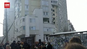 VIDEO: 2 Rudal Rusia Hantam Apartemen Odesa Ukraina, 5 Orang Tewas