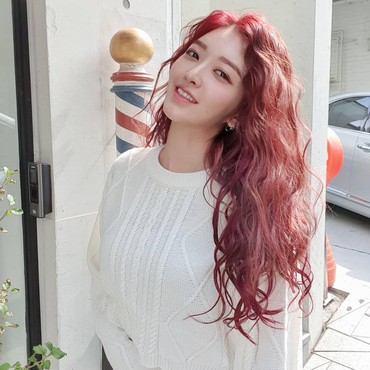 Keinginan Terwujud, Chanmi AOA Ubah Nama Belakang Ikuti Sang Ibu