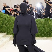 Potret Deretan Busana Paling Nyentrik di Met Gala dari Masa ke Masa