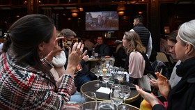 Pendukung Le Pen soal Macron Menang: Ini Mimpi Buruk