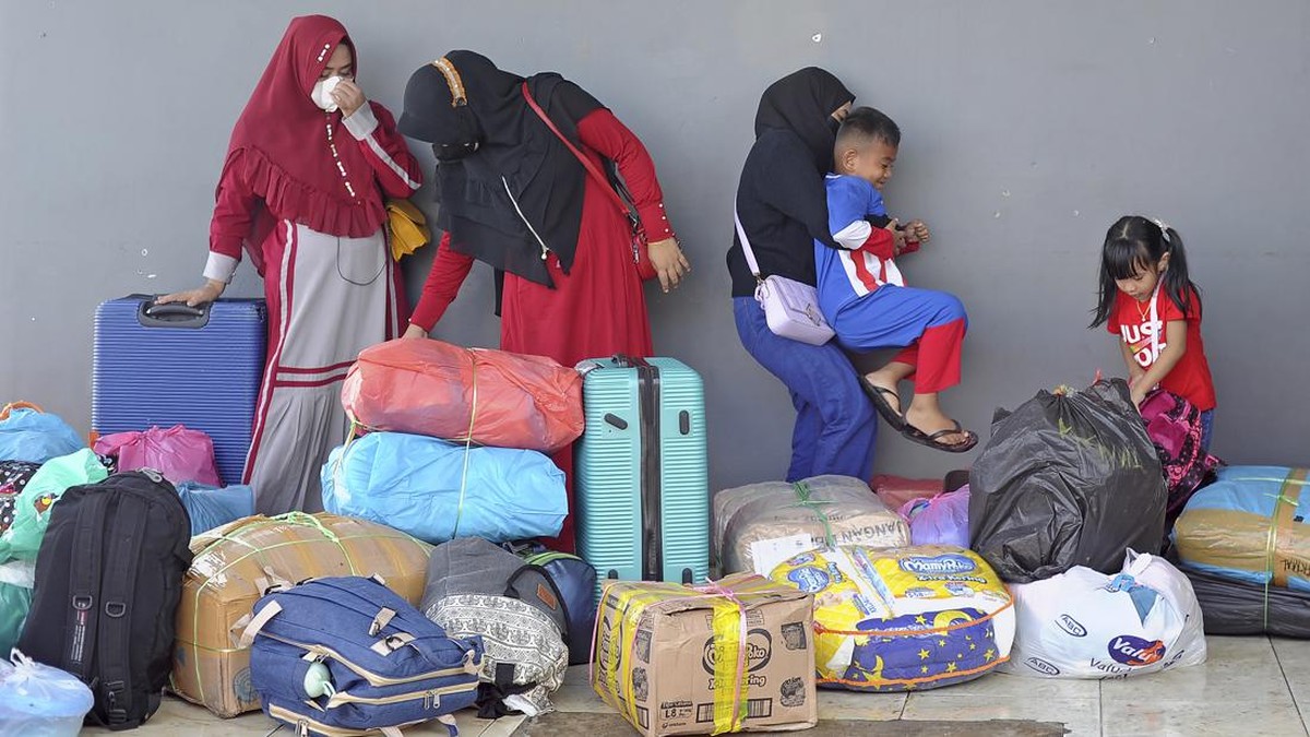 FOTO: Gelombang Arus Mudik di Penjuru Daerah