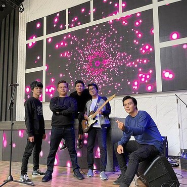 Lirik Lagu Sesaknya Dada - Kangen Band