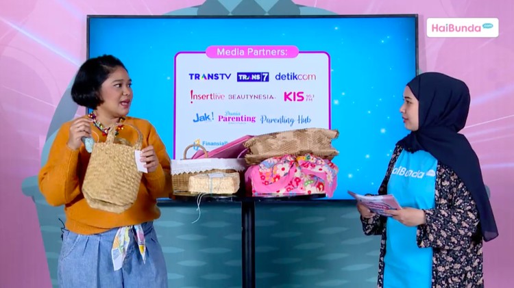Kitty Manu di Acara HAMPERS RAMADAN HAIBUNDA Kitty Manu di Acara HAMPERS RAMADAN HAIBUNDA