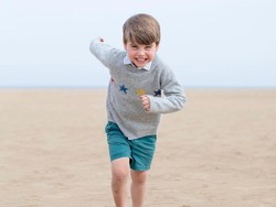 Pangeran Louis Anak Pangeran William & Kate Middleton Ultah, Baju Lama Disorot