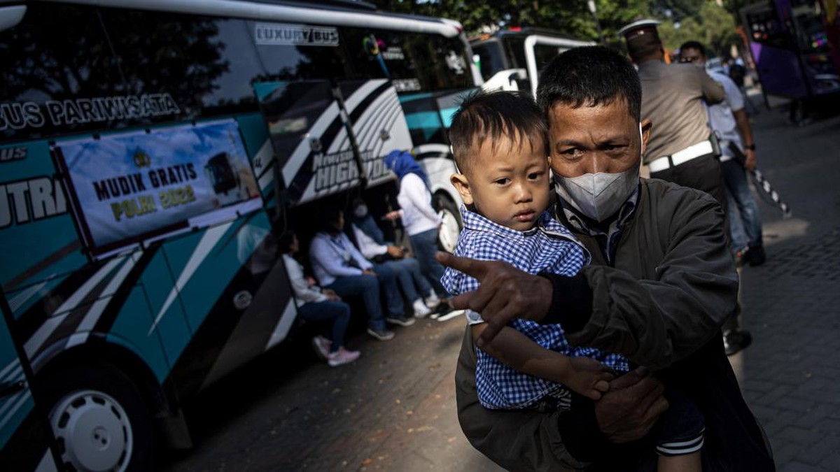 FOTO: Rombongan Pertama Mudik Gratis Polri 2022