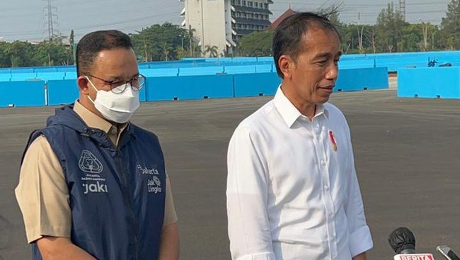 Anies Baswedan mengucapkan terima kasih kepada Presiden Joko Widodo (Jokowi) yang meninjau sirkuit Formula E di Kawasan Ancol, Jakarta Utara, pada Senin (25/4).
