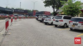 Rest Area KM 57 Tol Cikampek Penuh, Sistem Buka-Tutup Diberlakukan