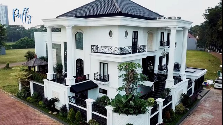 Rumah Prilly Latuconsina Rumah Prilly Latuconsina