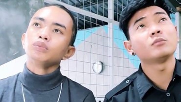 img-title Kena Masalah Lagi, Tri Suaka & Zidan Digugat Rp10 M Usai Cover Lagu Erwin Agam