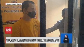 VIDEO: Viral Polisi Tilang Pengendara Motor Rp2,2 Juta Karena Spion