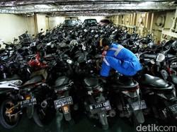 Ratusan Pemotor Mulai Mudik Gratis Pakai Kapal Laut