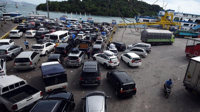 Netizen bersautan terkait masalah Ferizy dengan berbagai keluhan.