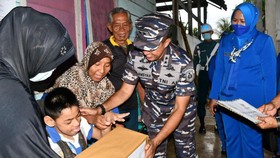 CTARSA Foundation Gandeng TNI AL Sebar Sembako di Pulau Terluar Aceh