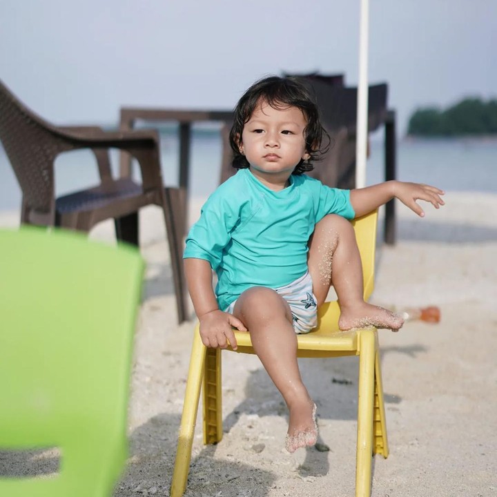 <p>Sebelumnya, Sabai pernah bagikan potret Ringgo saat masih masih bayi. Ternyata, wajah Ringgo dahulu memang persis seperti Mars saat ini.(Foto: Instagram @sabaidieter)<br /><br /><br /></p>