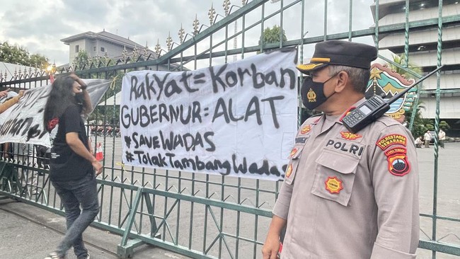 PP Muhammadiyah mengingatkan Kapolri Jenderal Listyo Sigit Prabowo untuk tidak mengabaikan kekerasan aparat Polda Jawa Tengah terhadap warga Desa Wadas.