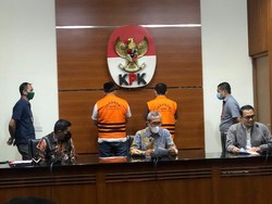KPK Tahan 2 Tersangka Kasus Korupsi Pengadaan Tanah SMKN 7 Tangsel