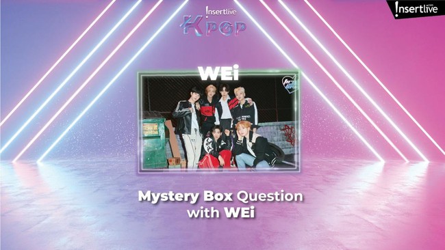 WEi Ditantang Meniru Cara Bicara Member Lain