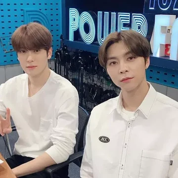 img-title Deretan Acara Radio yang Menampilkan Idol K-Pop Terkenal sebagai DJ, Ada Jaehyun dan Johnny NCT