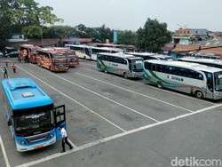 Jabar Hari Ini: Hilangnya Laptop-Ipad Penumpang Bus di Terminal Cicaheum