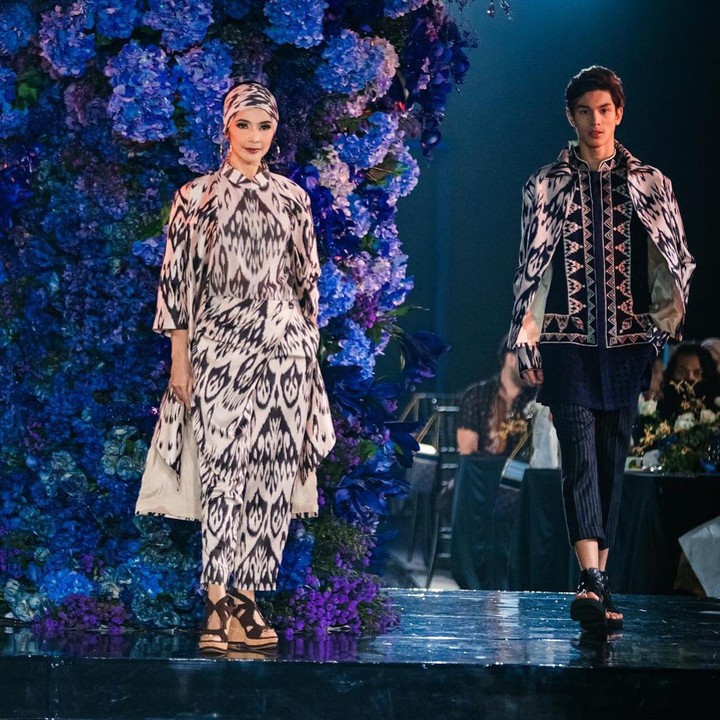 <p>Maudy Koesnaedi kembali ke dunia modeling. Kali ini, Maudy mengajak serta sang putra, Eddy Meijer. (Foto: Instagram @maudykoesnaedi)</p>