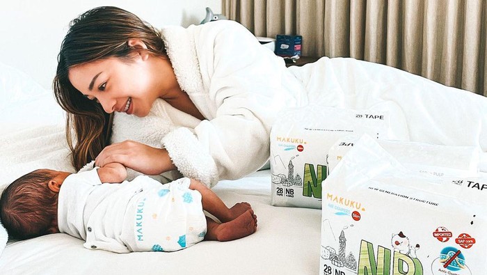 Turun 7 Kg Usai 9 Hari Melahirkan, Nikita Willy Bongkar Rahasia Langsingnya! Turun 7 Kg Usai 9 Hari Melahirkan, Nikita Willy Bongkar Rahasia Langsingnya!