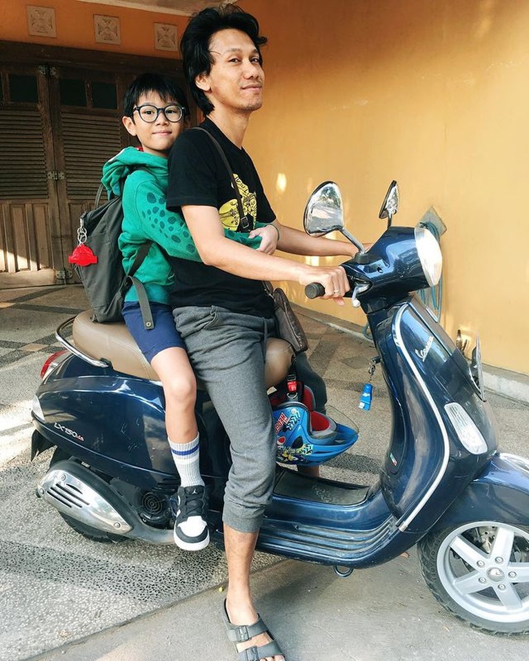 Rumah Eross Candra Rumah Eross Candra