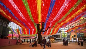 FOTO: Festival Lentera di Korea Kembali Menyala