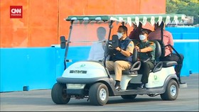 VIDEO: Didampingin Anies Baswedan, Jokowi Tinjau Sirkuit Formula E