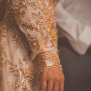 Nggak Takut Rusak Lagi, Ini Cara Mencuci Baju Berpayet Agar Awet dan Tetap Berkilau