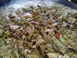 Blendi Tewel Blitar Bu Martumi, Kuliner Legendaris yang Mengikat Rindu