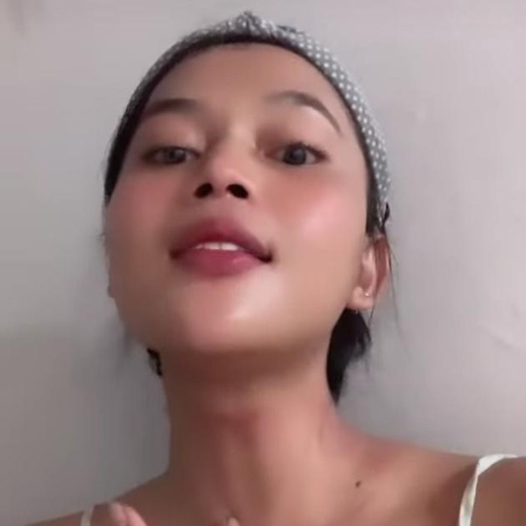 Dinda Syarif Dinda Syarif