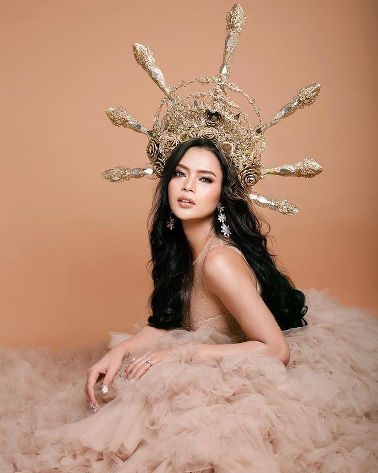 Dinda Syarif Dinda Syarif