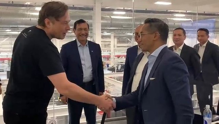Elon Musk Momen Elon Musk bertemu pejabat Indonesia