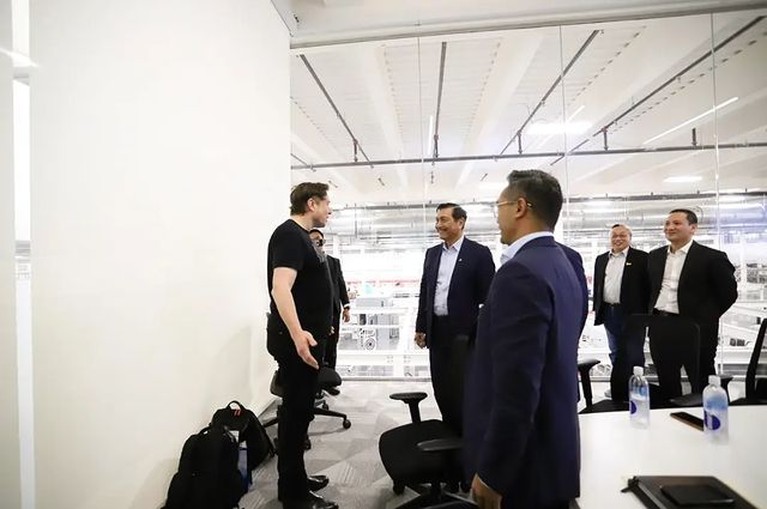 Momen Elon Musk bertemu pejabat Indonesia