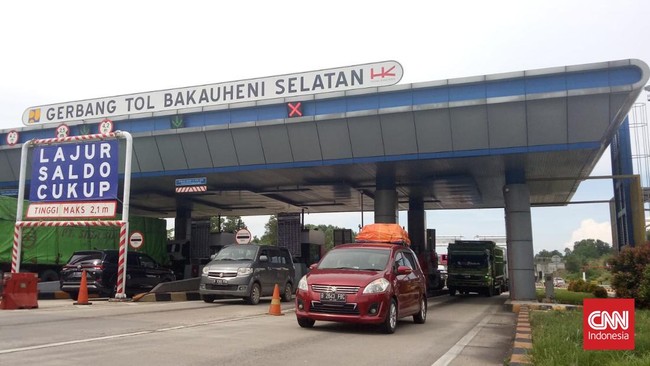 H-5 lebaran idulfitri 1443 H, suasana di Tol Bakauheni Selatan mulai ramai dilintasi pemudik meski belum terlalu padat.