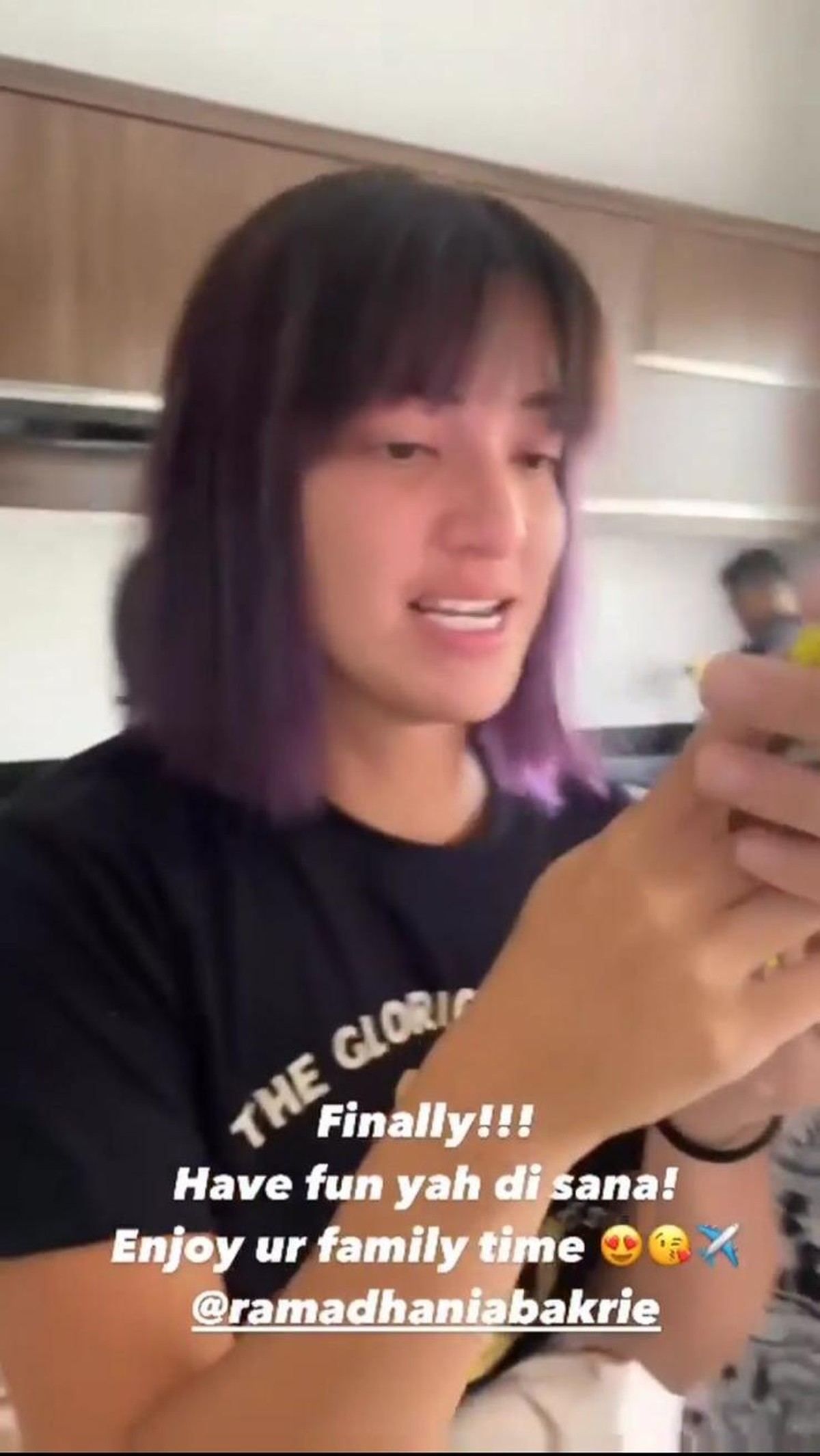 Penampilan Nia Ramadhani usai jalani rehabilitasi