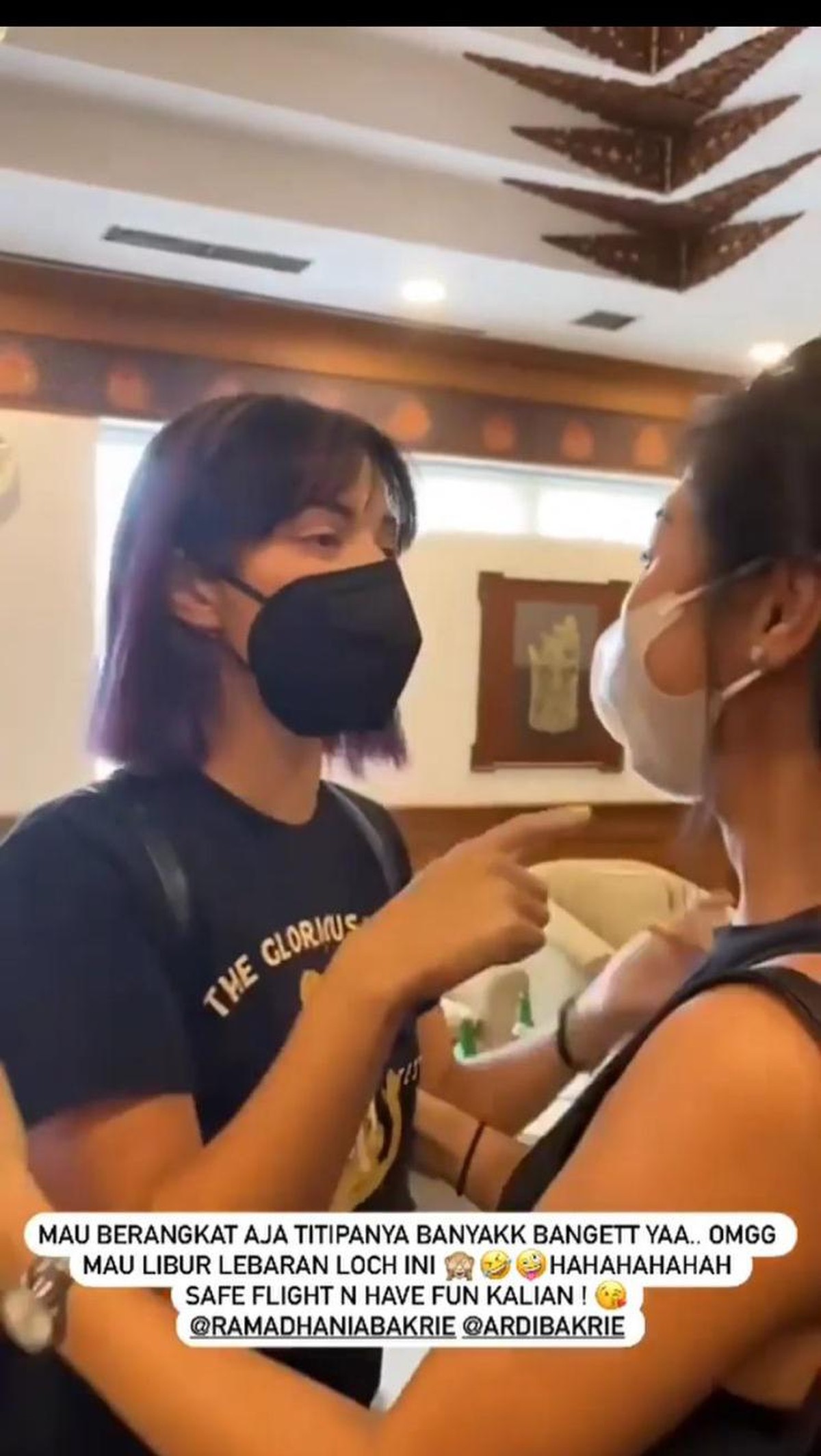 Penampilan Nia Ramadhani usai jalani rehabilitasi