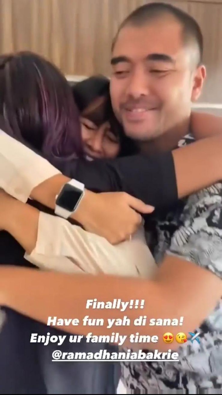 Nia Ramadhani Penampilan Nia Ramadhani usai jalani rehabilitasi