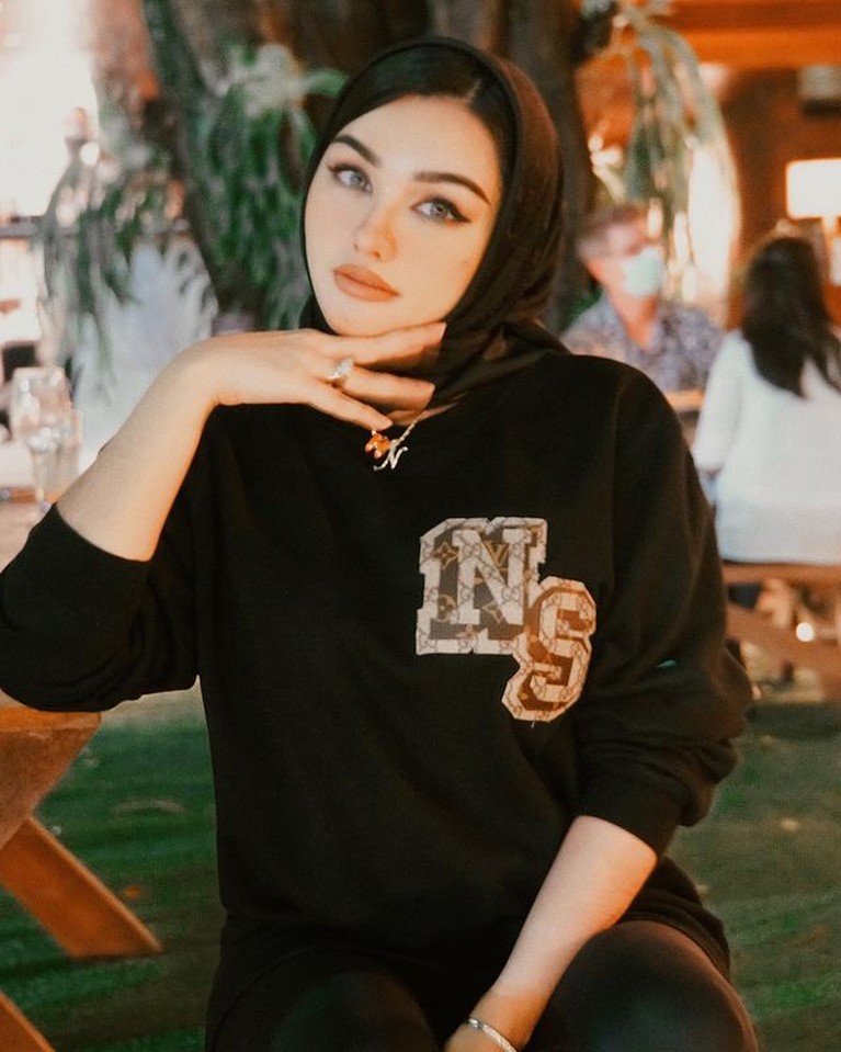 Nourah Sheivirah Nourah Sheivirah