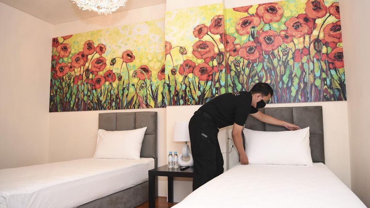 Perlukah Tamu Beri Uang Tip untuk Pegawai Hotel?