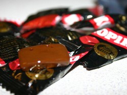 Sosok di Balik Kopiko, Permen Lokal yang Sampai ke Mulut Elon Musk