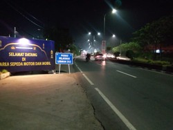 Lalin Kedungwaringin Bekasi Menuju Karawang Lancar Malam Ini