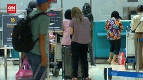 VIDEO: Bandara Soetta Mulai Ramai Pemudik Awal
