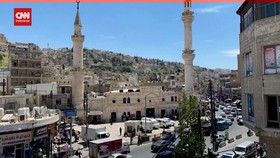 VIDEO: Melihat Keindahan Masjid Al Husseini, Masjid Bersejarah Jordani