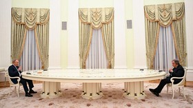 Putin Bertemu Sekjen PBB: Kami Masih Berharap Dialog Damai Ukraina