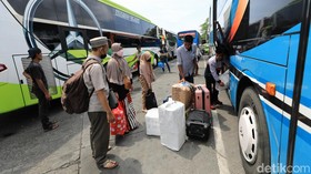 H-5 Lebaran, Penumpang di Terminal Pulo Gebang Naik 20 Persen