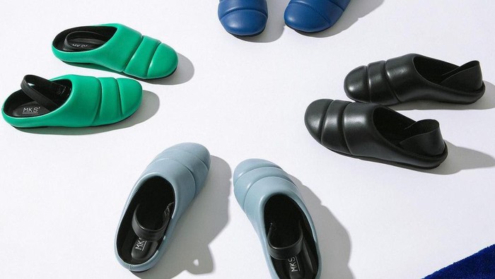 Beaupicks: Lupakan Sneakers, Ini Sandal Mules Nyaman dan Buat Penampilan Makin Stylish saat Nonton Konser